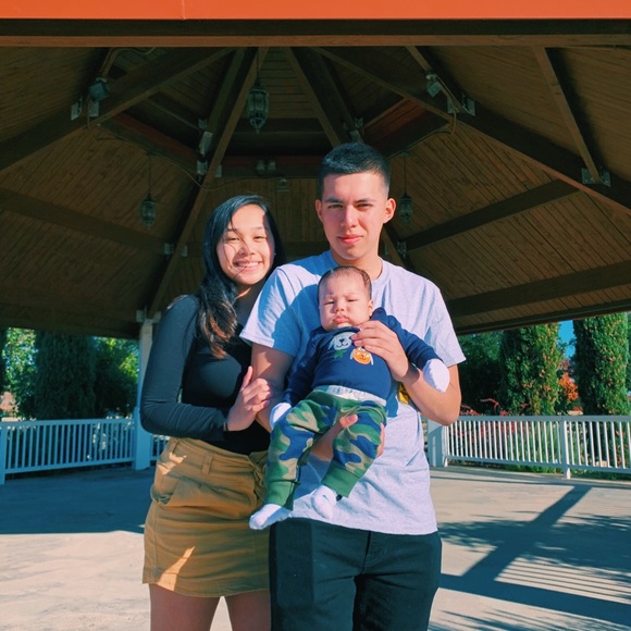 Meet your Posher, Diego - Picture 1 of 1